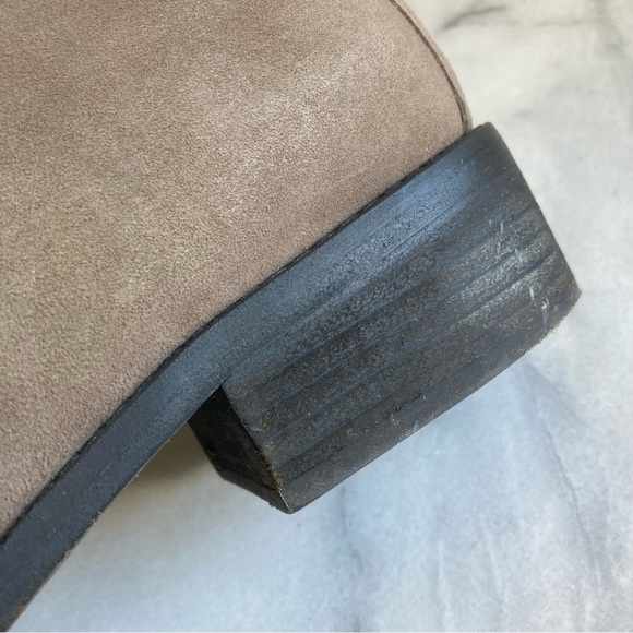 Eileen Fisher Putty Colored Suede Zip Back Ankle Boots Size 10 - Picture 6 of 10